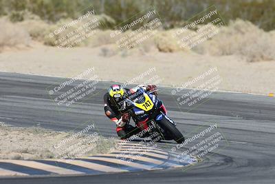 media/Dec-07-2025-CVMA (Sun) [[3e7d2de5dc]]/Race 9-Formula UL Shootout/